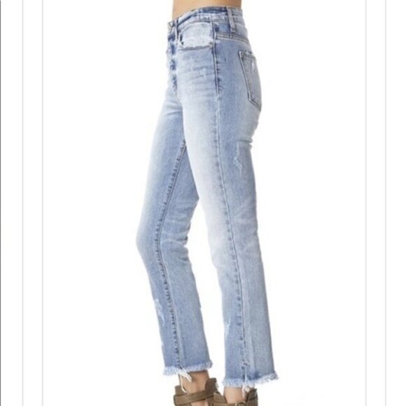 KanCan Relaxed Boyfriend High Rise Hem Detail Size 25 - Picture 3 of 8